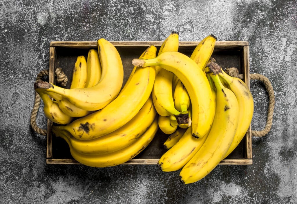 Bananen in mand als magnesiumbron